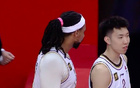 湯普森遭驅(qū)逐，廖三寧爆發(fā)26+8，墊底隊(duì)險(xiǎn)勝一局！