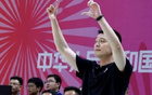 楊鳴：溝通呼應佳，戰(zhàn)新疆挑戰(zhàn)升級