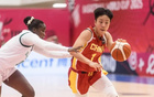 40中19，轟53分15板，女籃新雙核顯威。無張子宇，輸球亦有收獲。